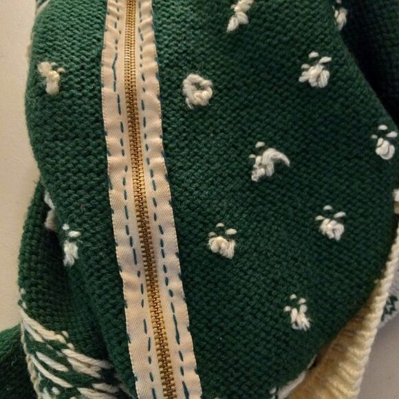 Vintage Handmade Green Snowflake Zipper Front Sweater - Picture 10 of 11